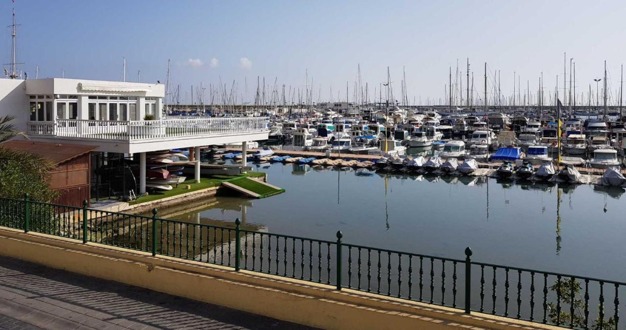 El Sombrero Apartment With Free Wifi Playa Del Cura Торевьиа Экстерьер фото