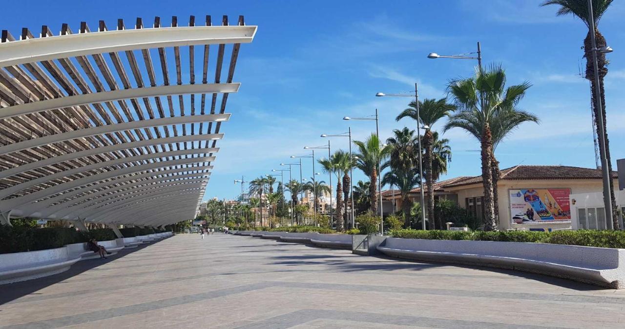 El Sombrero Apartment With Free Wifi Playa Del Cura Торевьиа Экстерьер фото